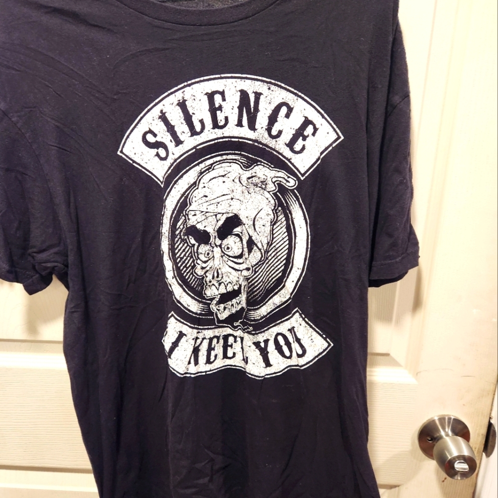 Black Graphic T-Shirt with Skull Design